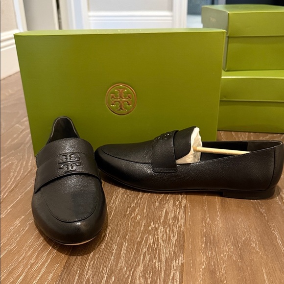 Tory Burch Other - Tory Burch Black Pebbled Leather Penny Loafers